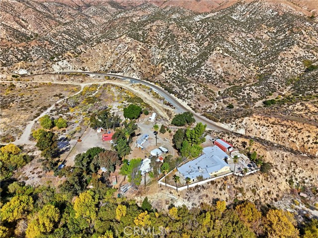 Detail Gallery Image 2 of 16 For 8235 Soledad Canyon Rd, Acton,  CA 93510 - 3 Beds | 3 Baths