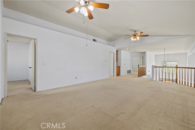 27668 Lonestar Place, Castaic CA: https://media.crmls.org/medias/66beaae1-4e13-45f9-b77d-3ce0bc5ab79d.jpg