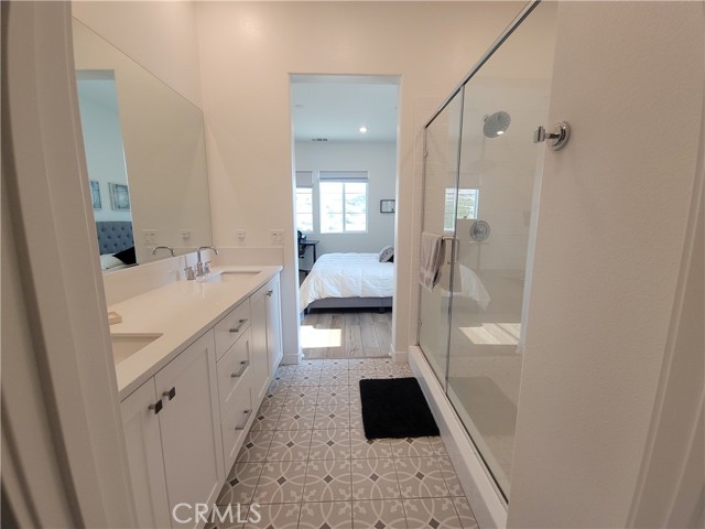 Detail Gallery Image 19 of 39 For 27078 Painted Sky Way, Valencia,  CA 91381 - 3 Beds | 2/1 Baths