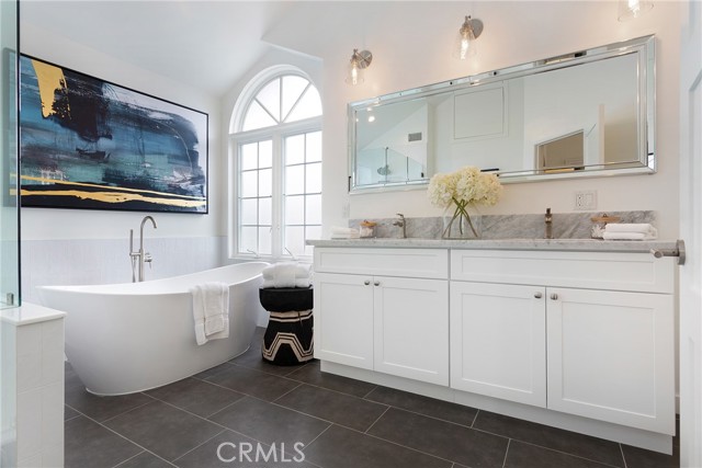 Detail Gallery Image 28 of 57 For 608 & 608 .5 Acacia Ave, Corona Del Mar,  CA 92625 - 5 Beds | 4 Baths