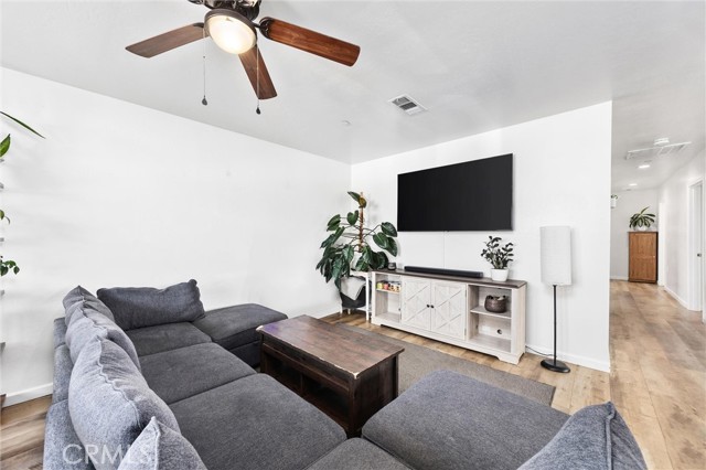Detail Gallery Image 1 of 26 For 313 Woodrow St, Taft,  CA 93268 - 3 Beds | 2 Baths