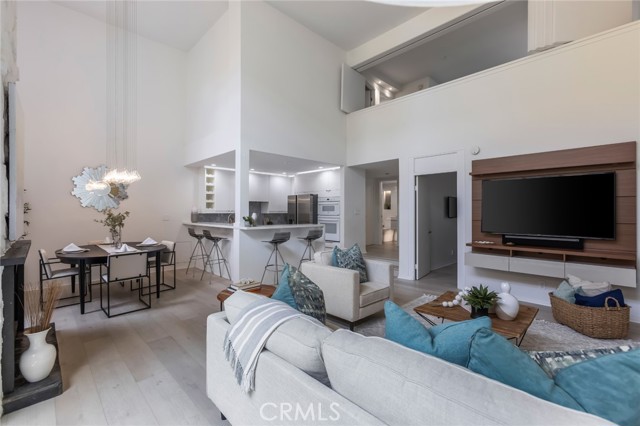 1007 S Catalina Avenue, Redondo Beach CA: https://media.crmls.org/medias/66bf8db3-ee45-4e2e-9f29-333403e613cd.jpg
