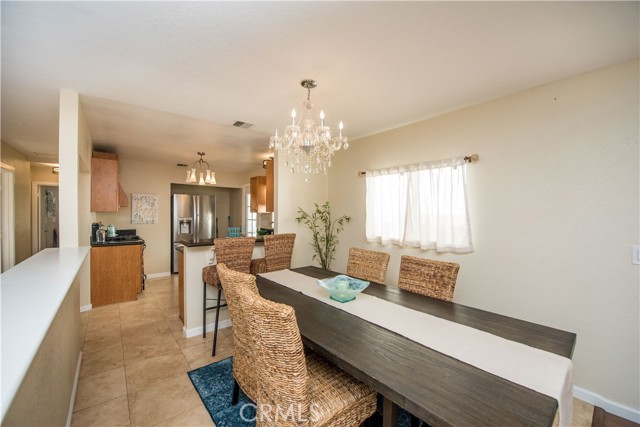 Detail Gallery Image 13 of 35 For 323 N Woods Ave, Fullerton,  CA 92832 - 2 Beds | 2 Baths