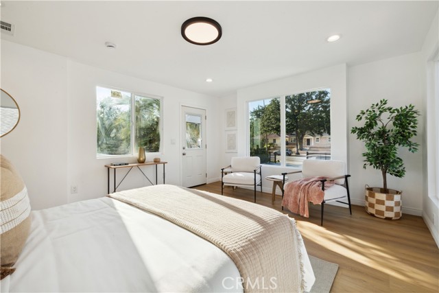 Detail Gallery Image 33 of 70 For 1290 E Woodbury, Pasadena,  CA 91104 - 5 Beds | 5 Baths