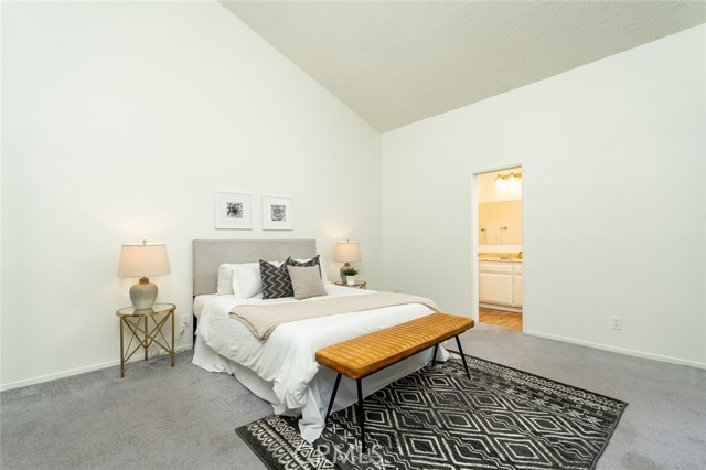 Detail Gallery Image 15 of 31 For 12421 Ramona, Hawthorne,  CA 90250 - 3 Beds | 3 Baths