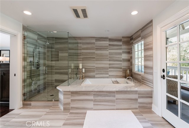 5433 Castle Knoll Road, La Canada Flintridge CA: https://media.crmls.org/medias/66c24f56-549f-4dee-b5bf-93d164a4f989.jpg