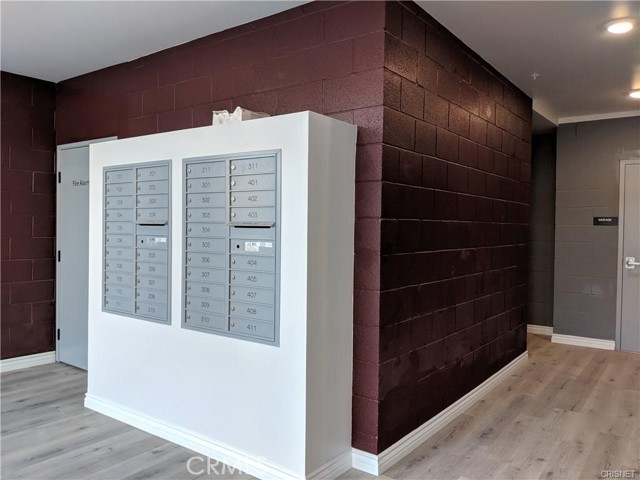Detail Gallery Image 10 of 10 For 7343 Reseda Bld #303,  Reseda,  CA 91335 - 3 Beds | 2 Baths