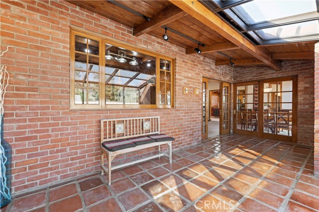 Detail Gallery Image 9 of 75 For 11950 Sierra Hwy, Agua Dulce,  CA 91390 - 3 Beds | 4 Baths