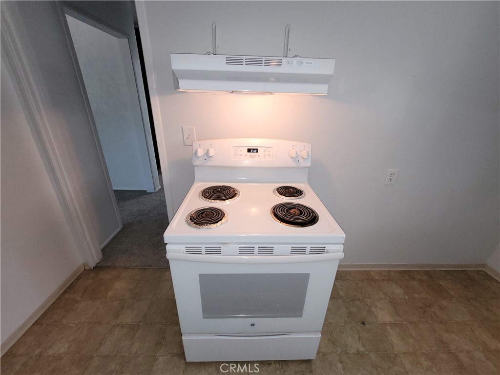 https://media.crmls.org/medias/66c31cba-b525-4e92-8585-a0f0159d7325.jpg?preset=X-Large