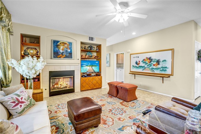 Detail Gallery Image 9 of 50 For 25304 Rolling Greens, Saugus,  CA 91350 - 6 Beds | 4 Baths