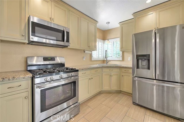 6442 Raymond Avenue, Long Beach CA: https://media.crmls.org/medias/66c3a4ac-5f50-4687-980a-dd38722ff2f1.jpg