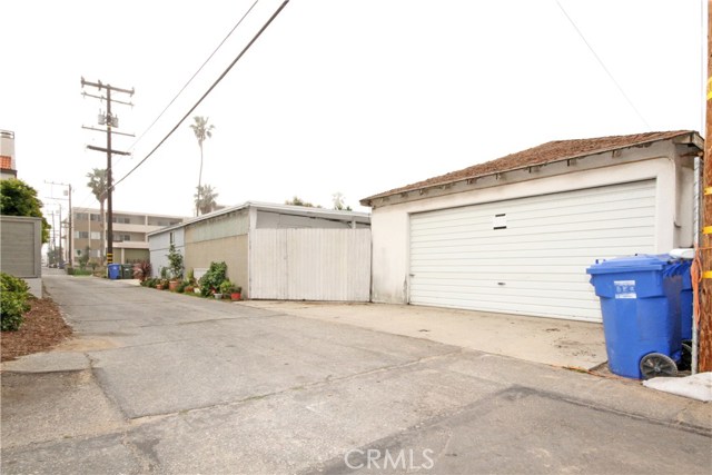 1406 Catalina Avenue, Redondo Beach, California 90277, 3 Bedrooms Bedrooms, ,1 BathroomBathrooms,Residential,Sold,Catalina,SB17052623