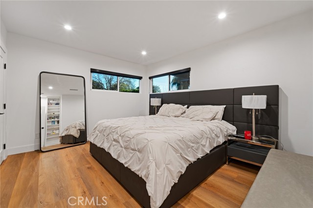 Detail Gallery Image 25 of 41 For 23103 Leonora, Woodland Hills,  CA 91367 - 3 Beds | 3 Baths