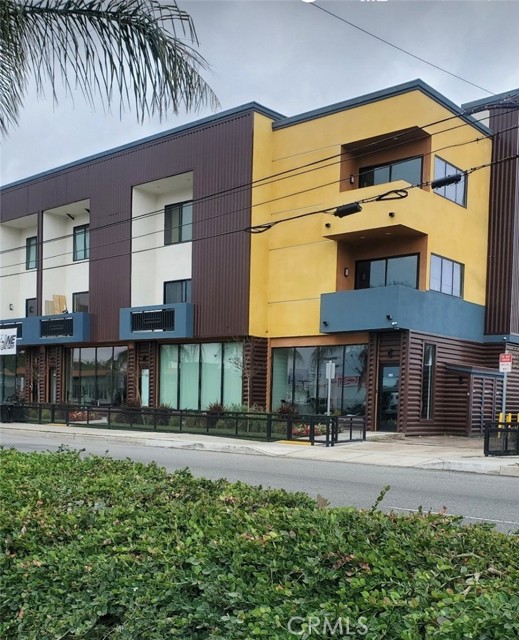 924 N Grand, Santa Ana, CA, 92701 924 N Grand, Santa Ana, CA, 92701