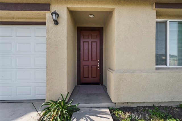 Detail Gallery Image 3 of 32 For 1416 Woodbury Ct, Merced,  CA 95348 - 5 Beds | 3 Baths