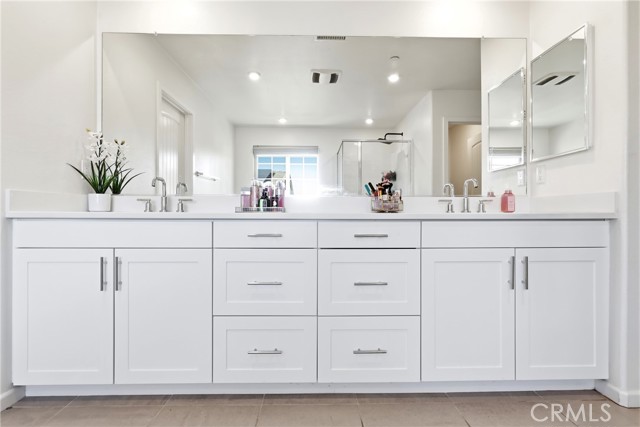 Detail Gallery Image 24 of 38 For 475 N Glenwood, Rialto,  CA 92376 - 5 Beds | 3/1 Baths