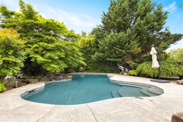 Image 39 of 51 For 13976 Lindbergh