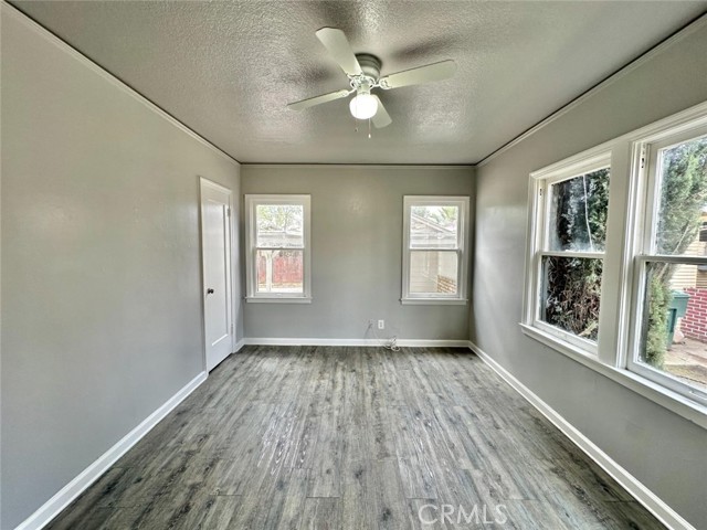 Detail Gallery Image 17 of 28 For 4236 E Ball Ave, Fresno,  CA 93702 - 2 Beds | 1 Baths