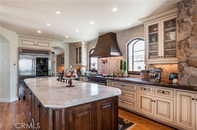 2818 Morningside Drive, Hermosa Beach, California 90254, 5 Bedrooms Bedrooms, ,4 BathroomsBathrooms,Residential,Sold,Morningside,SB17244610