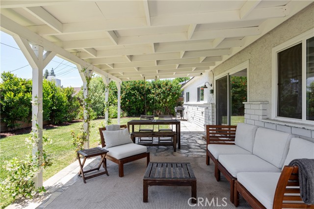 2136 E Jackson Avenue, Orange CA: https://media.crmls.org/medias/66c7512c-e54f-4e76-a788-409d6c1c5b6d.jpg