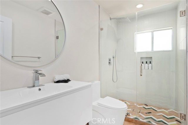 Detail Gallery Image 16 of 20 For 2214 Edna Dr, Santa Ana,  CA 92706 - 4 Beds | 3 Baths