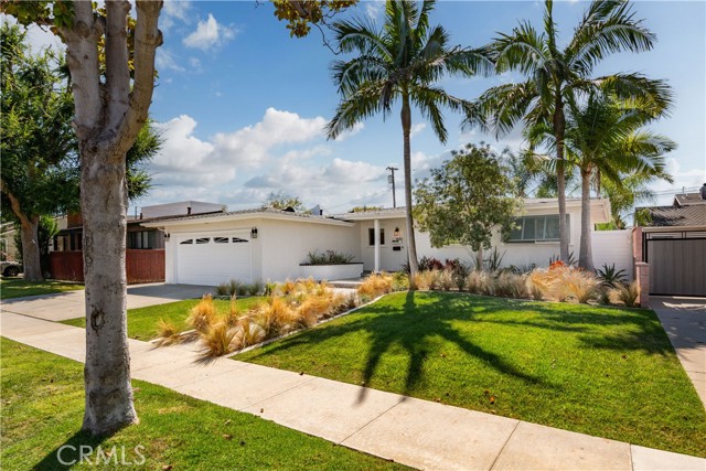 Detail Gallery Image 4 of 53 For 1841 Tevis Ave, Long Beach,  CA 90815 - 3 Beds | 2 Baths