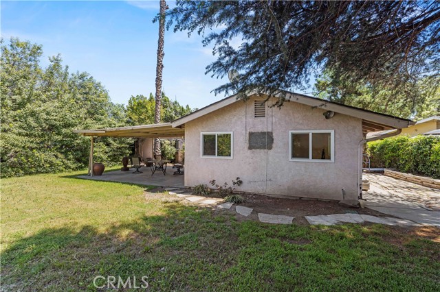 Detail Gallery Image 39 of 47 For 11329 Mclennan Ave, Granada Hills,  CA 91344 - 7 Beds | 2 Baths