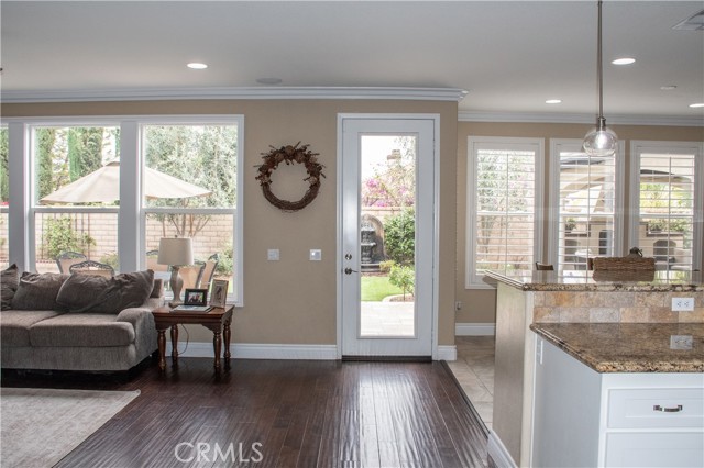 1671 Fairway Drive, Corona CA: https://media.crmls.org/medias/66c89217-ac32-4474-a7e7-788f8ca82483.jpg