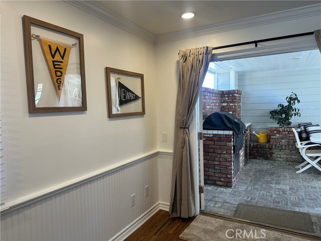 Detail Gallery Image 8 of 27 For 232 Jasmine, Corona Del Mar,  CA 92625 - 3 Beds | 3 Baths