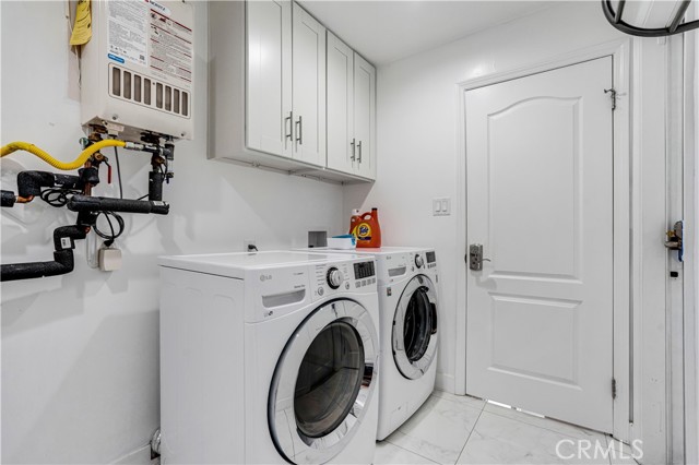 Detail Gallery Image 20 of 52 For 1440 Holbrook St, Eagle Rock,  CA 90041 - 3 Beds | 3/1 Baths