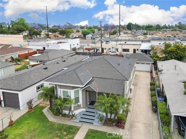 2642 E Washington Street, Carson CA: https://media.crmls.org/medias/66c8d115-db87-4e16-ba1d-16f6b0a3a122.jpg
