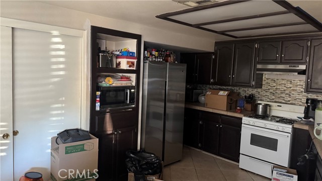 Detail Gallery Image 4 of 7 For 1118 E Campus Way, Hemet,  CA 92543 - – Beds | – Baths