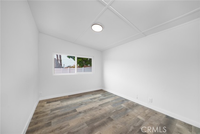 Detail Gallery Image 19 of 27 For 2423 Rockdell, La Crescenta,  CA 91214 - 4 Beds | 3 Baths