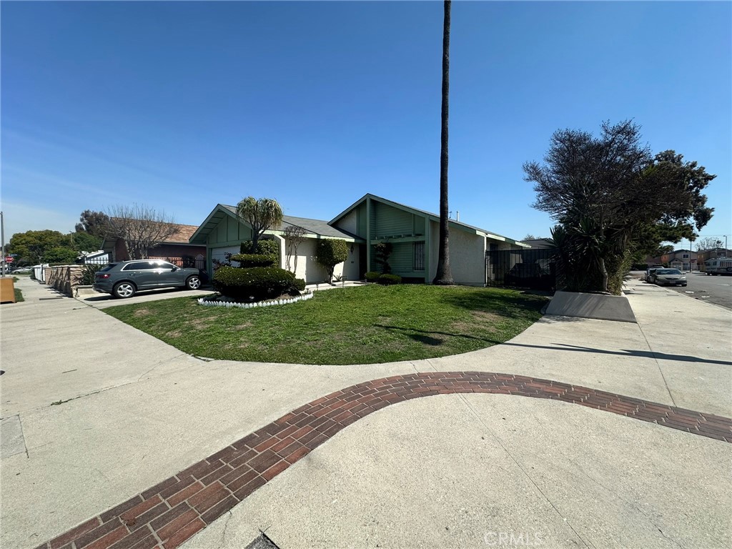 10372 Kimberly Street
