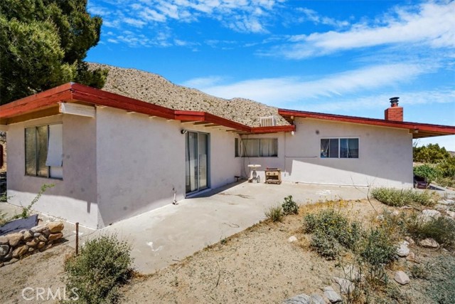 Detail Gallery Image 1 of 24 For 6800 Sioux Ave, Yucca Valley,  CA 92284 - 2 Beds | 2 Baths