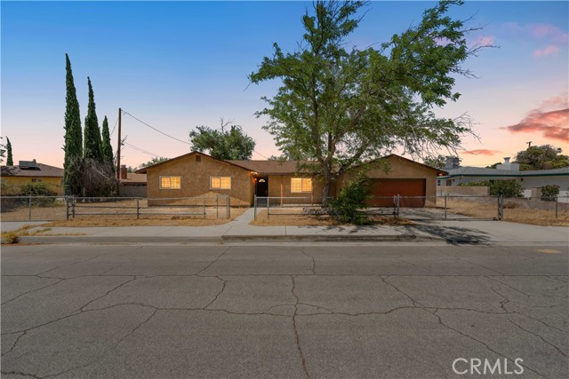 Detail Gallery Image 2 of 23 For 7229 E Avenue U3, Littlerock,  CA 93543 - 4 Beds | 2 Baths