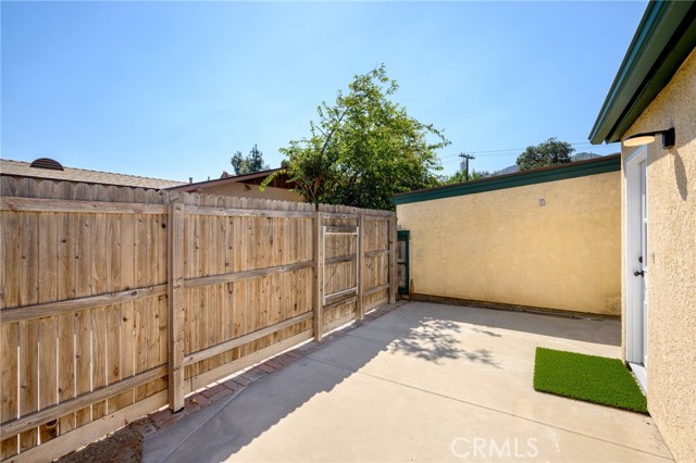 Detail Gallery Image 22 of 22 For 3433 Montrose a,  La Crescenta,  CA 91214 - 2 Beds | 1 Baths