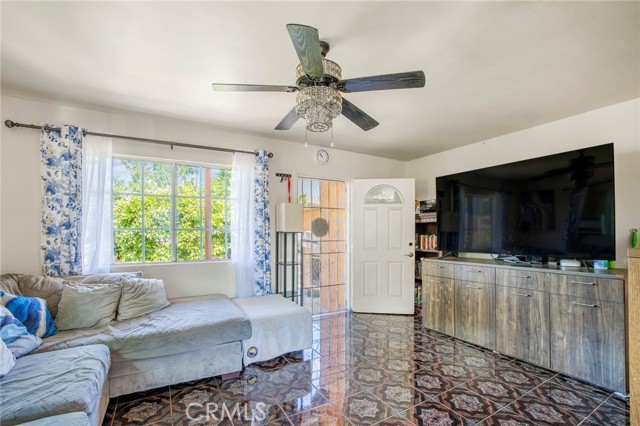 Detail Gallery Image 17 of 32 For 802 Rama Dr., La Puente,  CA 91746 - 4 Beds | 2/1 Baths