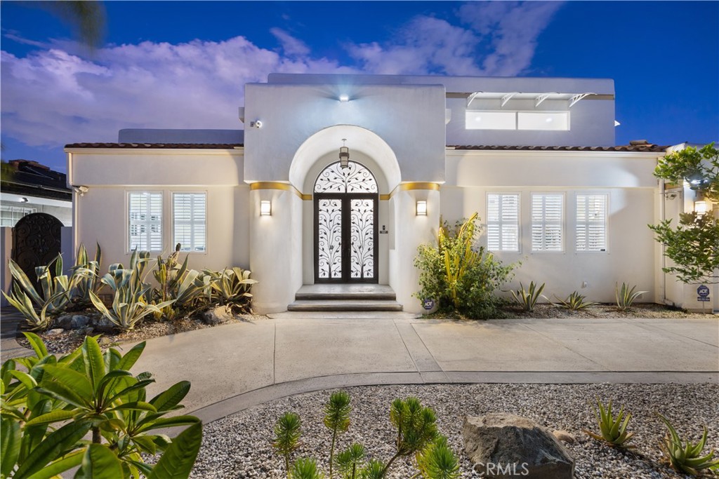 10026 Mattock Avenue, Downey, CA 90240