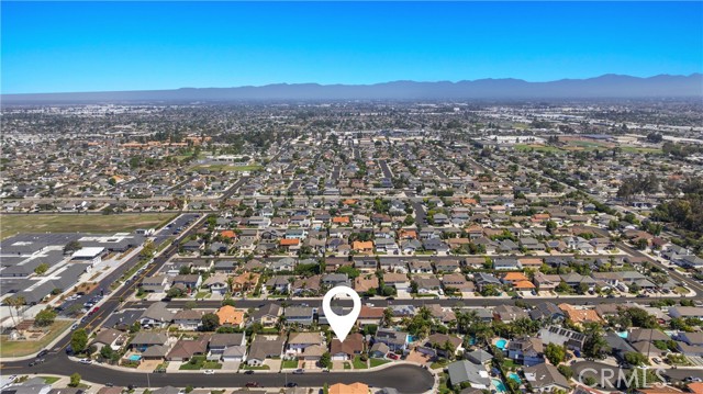 Detail Gallery Image 32 of 44 For 6811 Jardines Dr, Huntington Beach,  CA 92647 - 3 Beds | 2 Baths