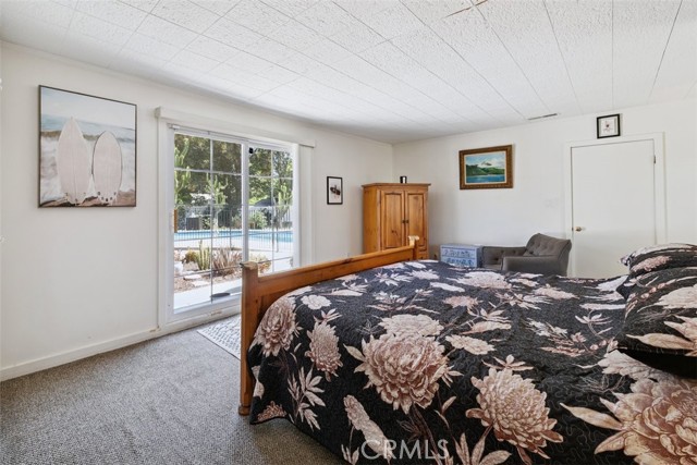 5800 Winnetka Avenue, Woodland Hills CA: https://media.crmls.org/medias/66cd13e5-ea81-43b1-8d1e-324b21c6479b.jpg