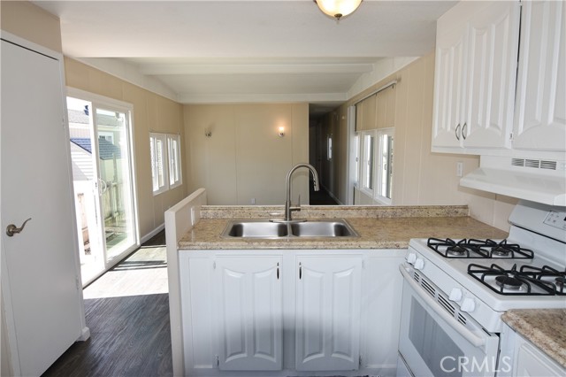 Detail Gallery Image 5 of 21 For 233 Second Ave #32,  Pacifica,  CA 94044 - 2 Beds | 1 Baths