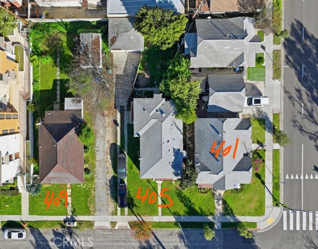 Detail Gallery Image 3 of 7 For 401 Hawthorne St, Glendale,  CA 91204 - 4 Beds | 2 Baths