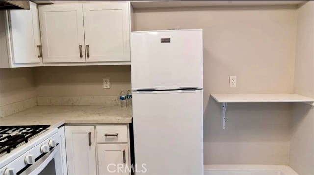 Detail Gallery Image 23 of 25 For 1124 Douglas, Burlingame,  CA 94010 - – Beds | – Baths