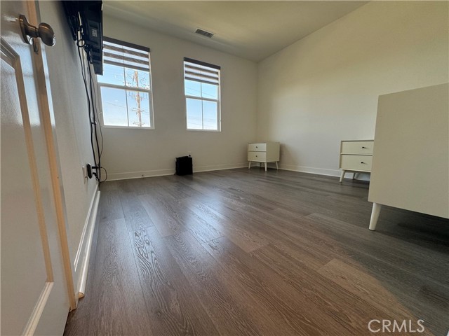 7689 Sage Drive, Pico Rivera CA: https://media.crmls.org/medias/66cfb0a4-444d-4cf6-9104-dd0e257d753f.jpg