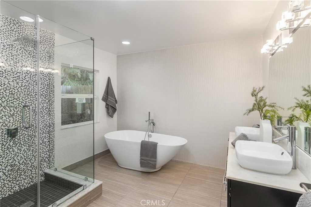 3828 Alomar DriveSherman Oaks img 23