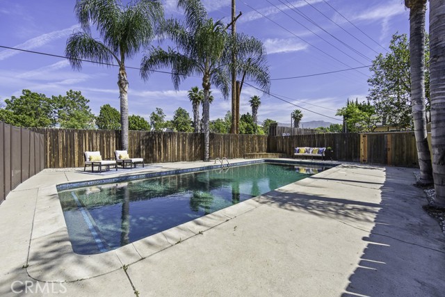 Detail Gallery Image 35 of 44 For 1832 N Brighton, Burbank,  CA 91506 - 2 Beds | 1 Baths