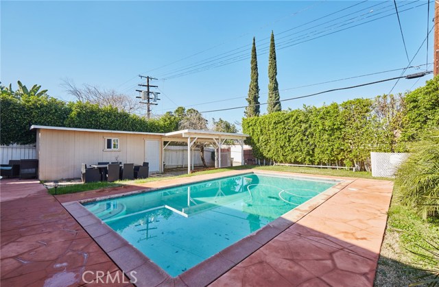 Detail Gallery Image 19 of 33 For 17827 Burbank Bld, Encino,  CA 91316 - 3 Beds | 2 Baths