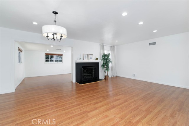 14718 Terryknoll Drive, Whittier CA: https://media.crmls.org/medias/66d12f62-1ac9-48e9-b755-2f67030f3b3c.jpg