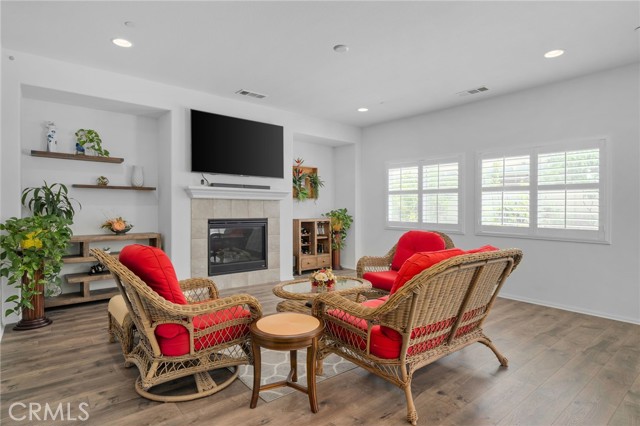 Detail Gallery Image 12 of 53 For 4736 Marrieta St, Jurupa Valley,  CA 91752 - 5 Beds | 4 Baths